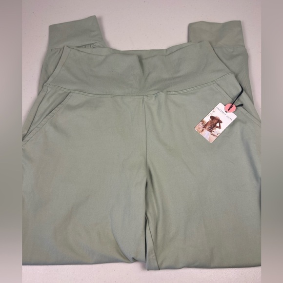 Sincerely Jules Lux High Waisted Jogger with Pockets. NWT!‎ Beautiful Jogger! - Picture 5 of 10